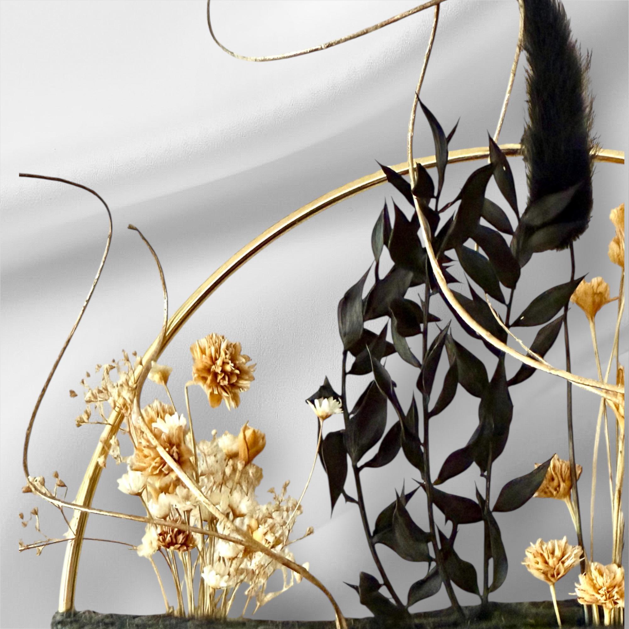 Black & Gold Dried Flower Wreath: Boho Farmhouse Wall Decor