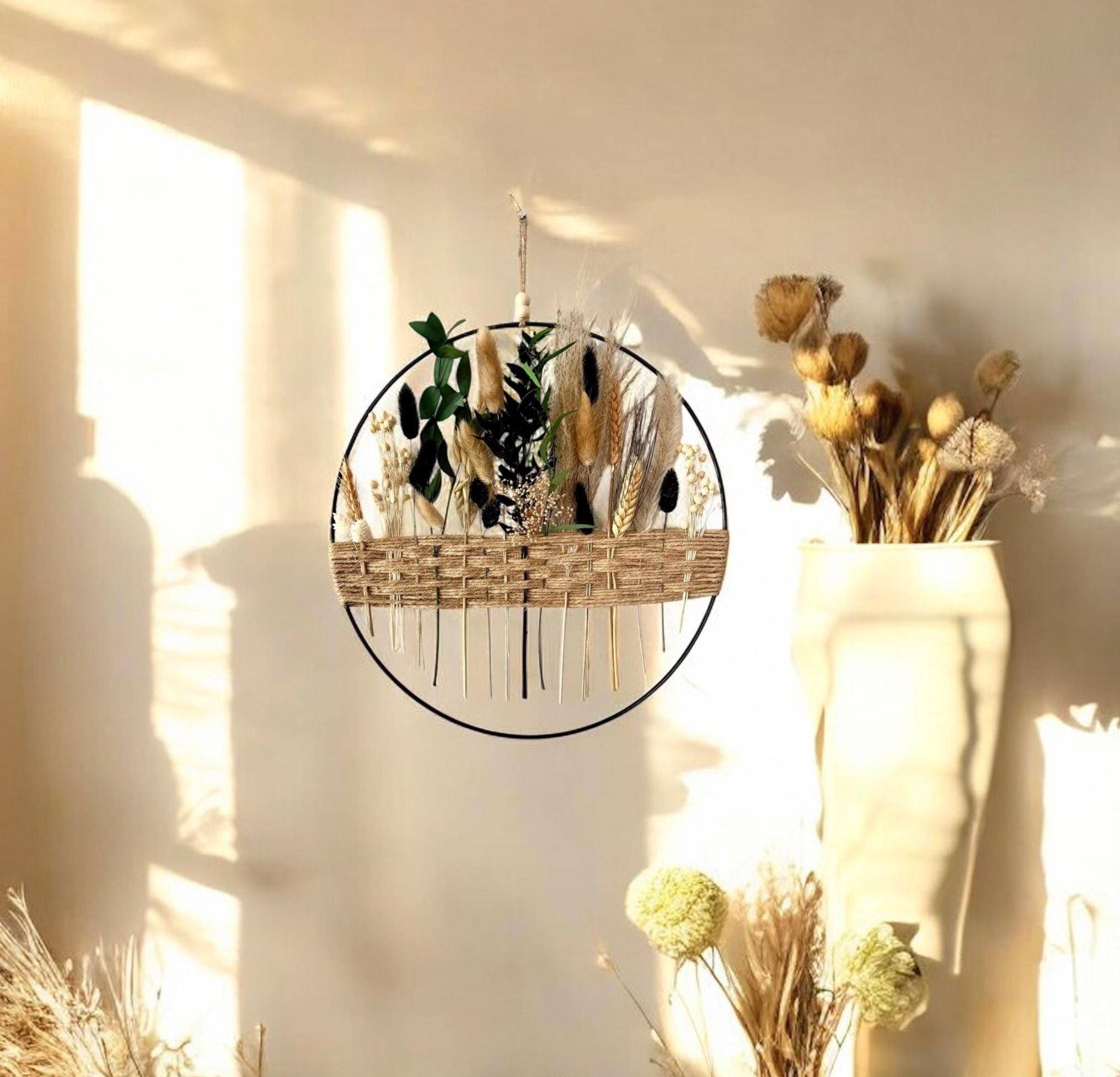 Black & Cream Dried Flower Wreath: Boho Farmhouse Wall Decor